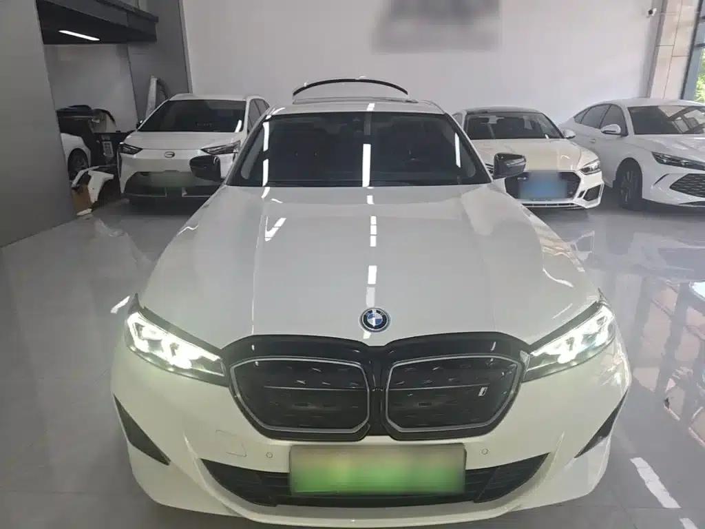 BMW i3 2024 eDrive 35L — миниатюра 3