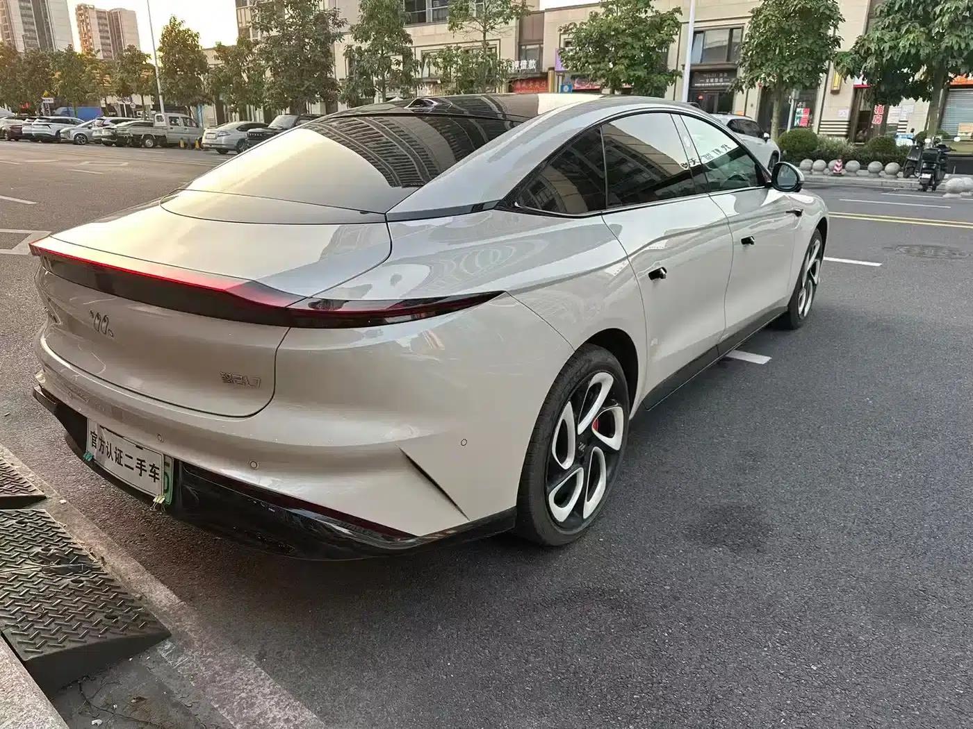 Zhiji L7 2024 MAX Long-Range Flagship Edition — миниатюра 11