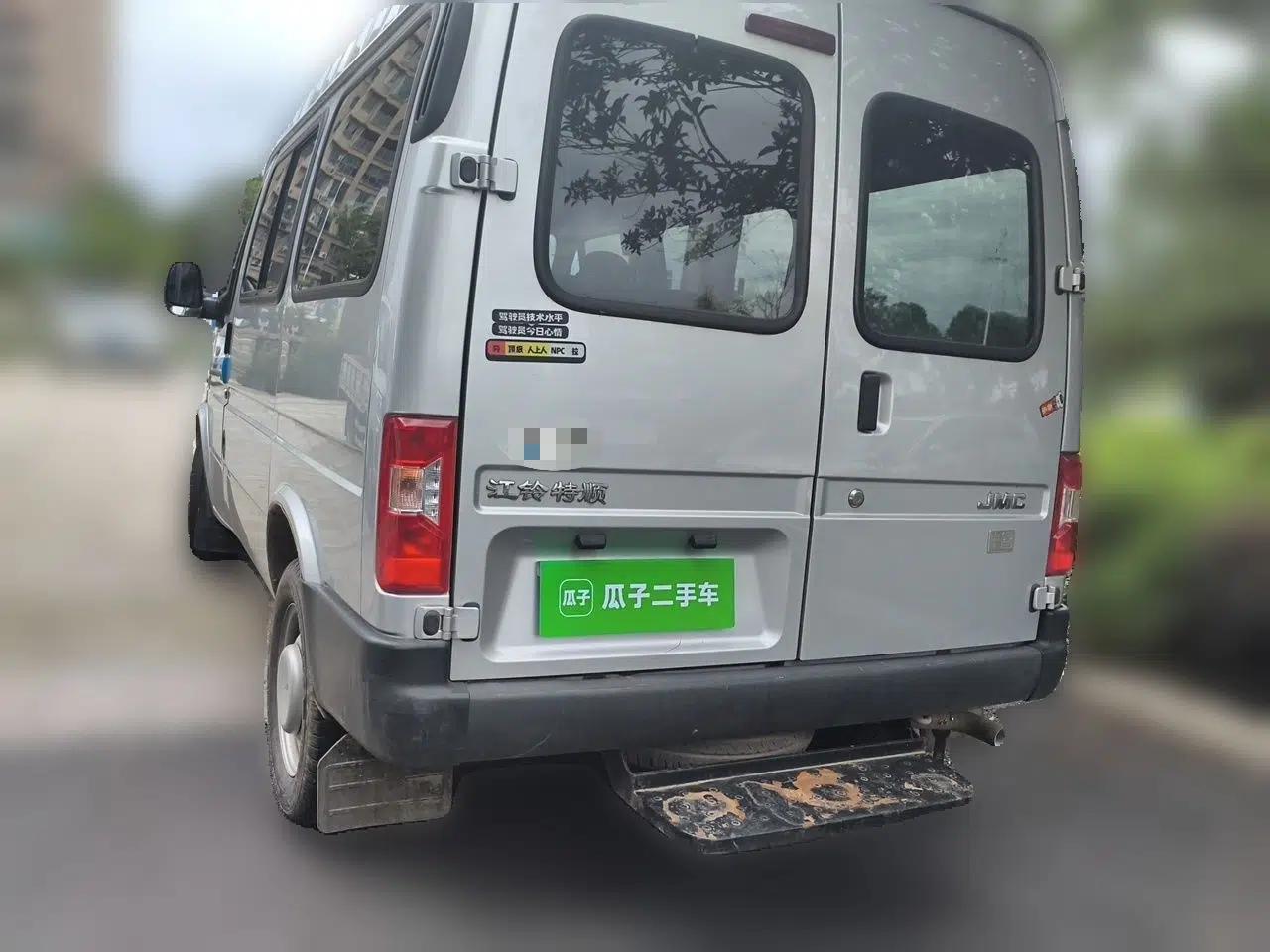 JMC Transit 2021 2.8T Space King Standard Version Short Wheelbase Mid-Height Roof 6-Seater Diesel Euro VI JX493 — миниатюра 4