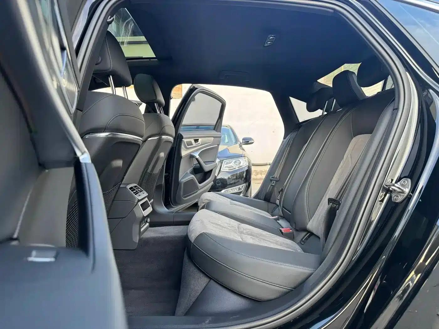 Audi A6L 2024 40 TFSI Luxury Dynamic — миниатюра 12