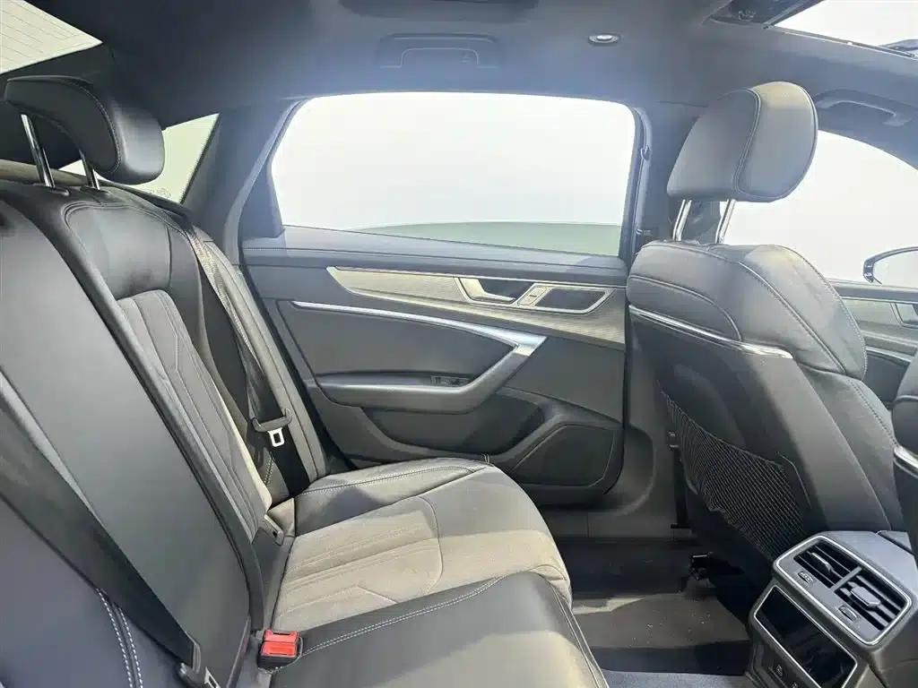 Audi A6L 2023 45 TFSI Premium Dynamic Edition — миниатюра 8