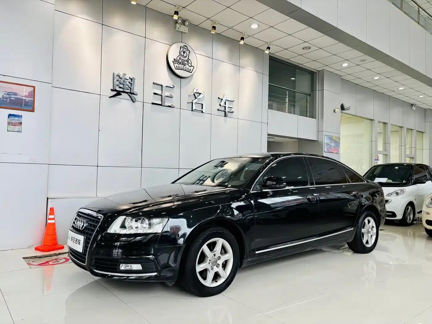 Audi A6L 2011 2.0 TFSI Automatic Standard Edition — миниатюра 1