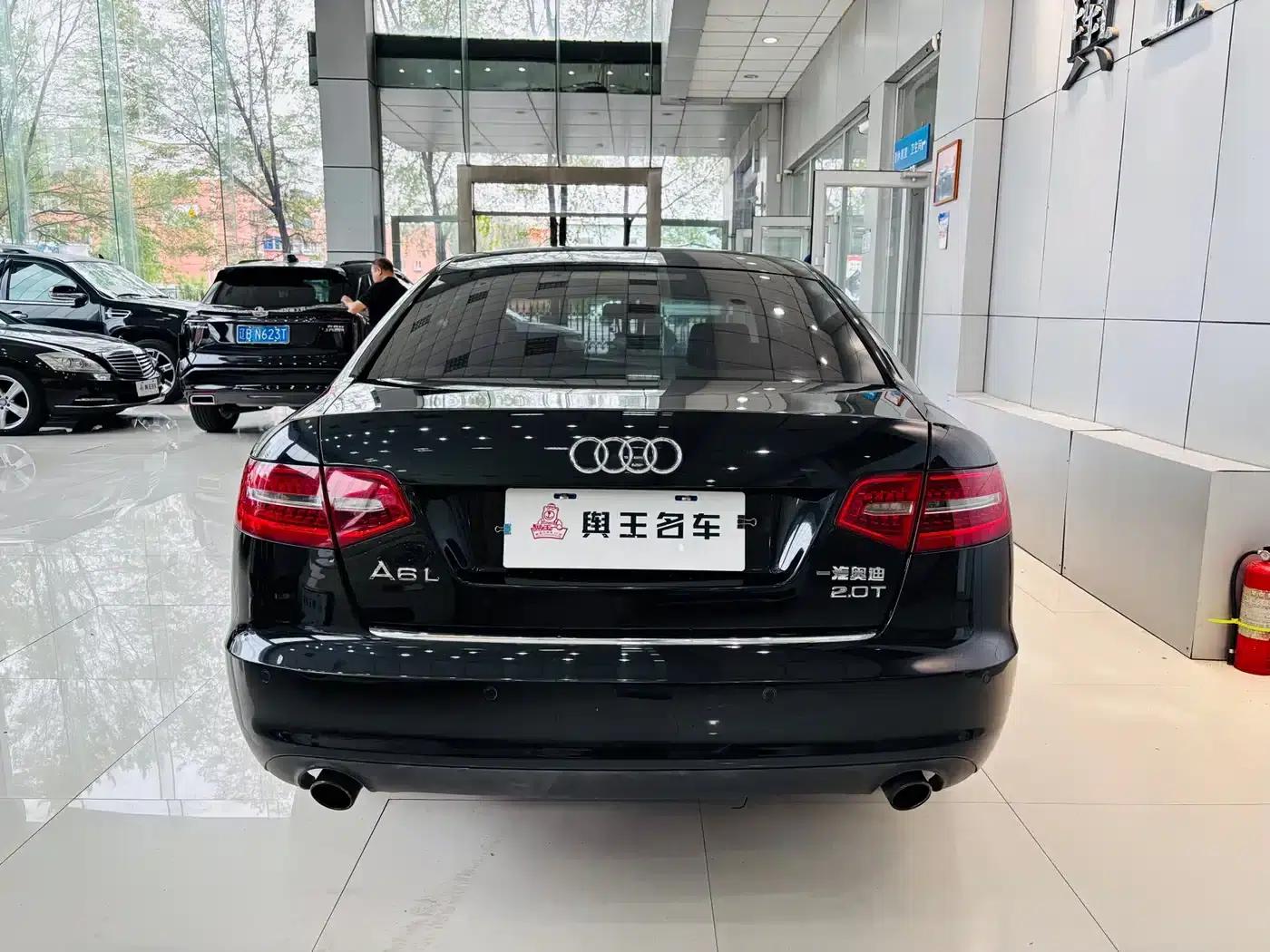 Audi A6L 2011 2.0 TFSI Automatic Standard Edition — миниатюра 5