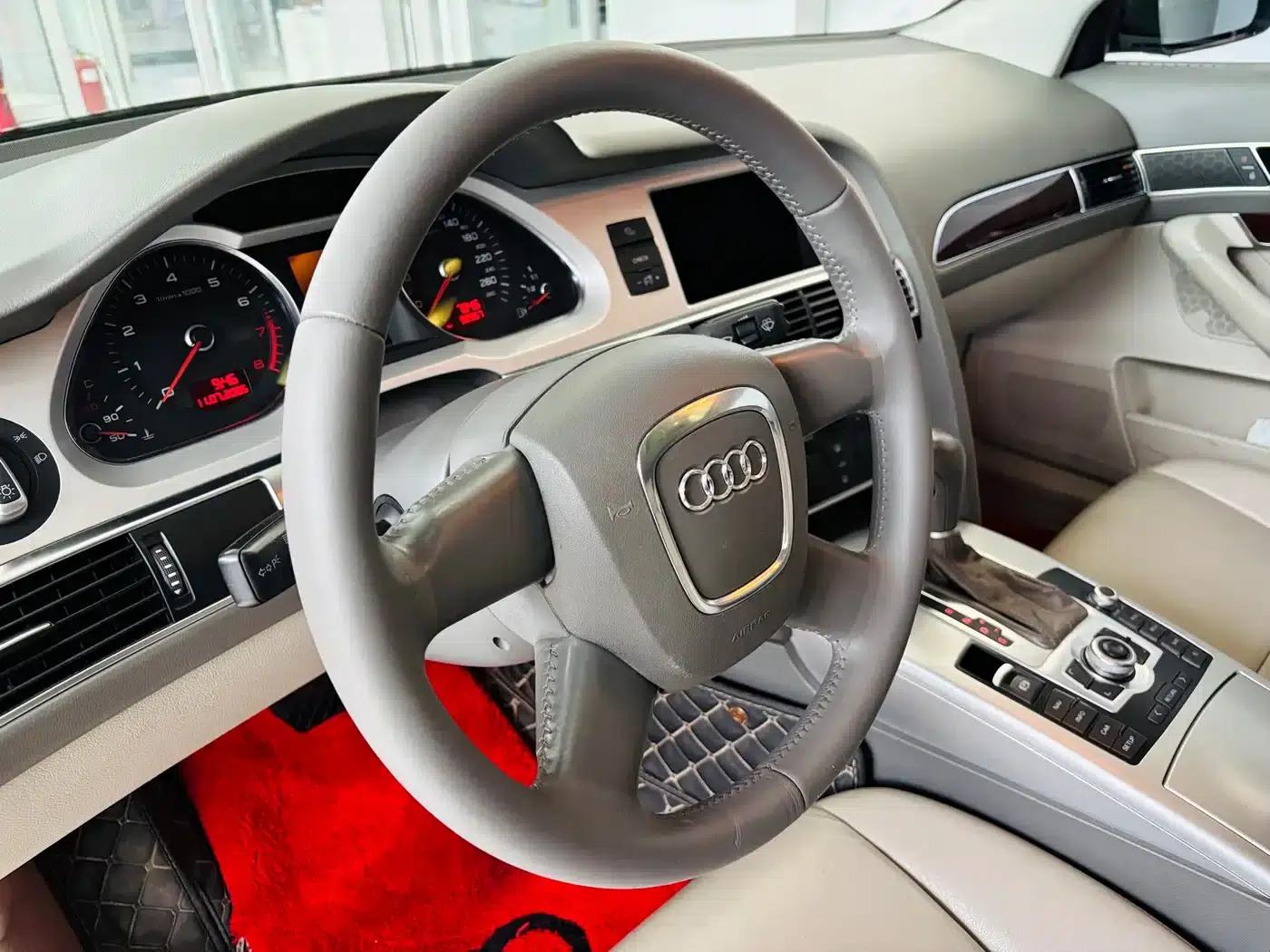 Audi A6L 2011 2.0 TFSI Automatic Standard Edition — миниатюра 10