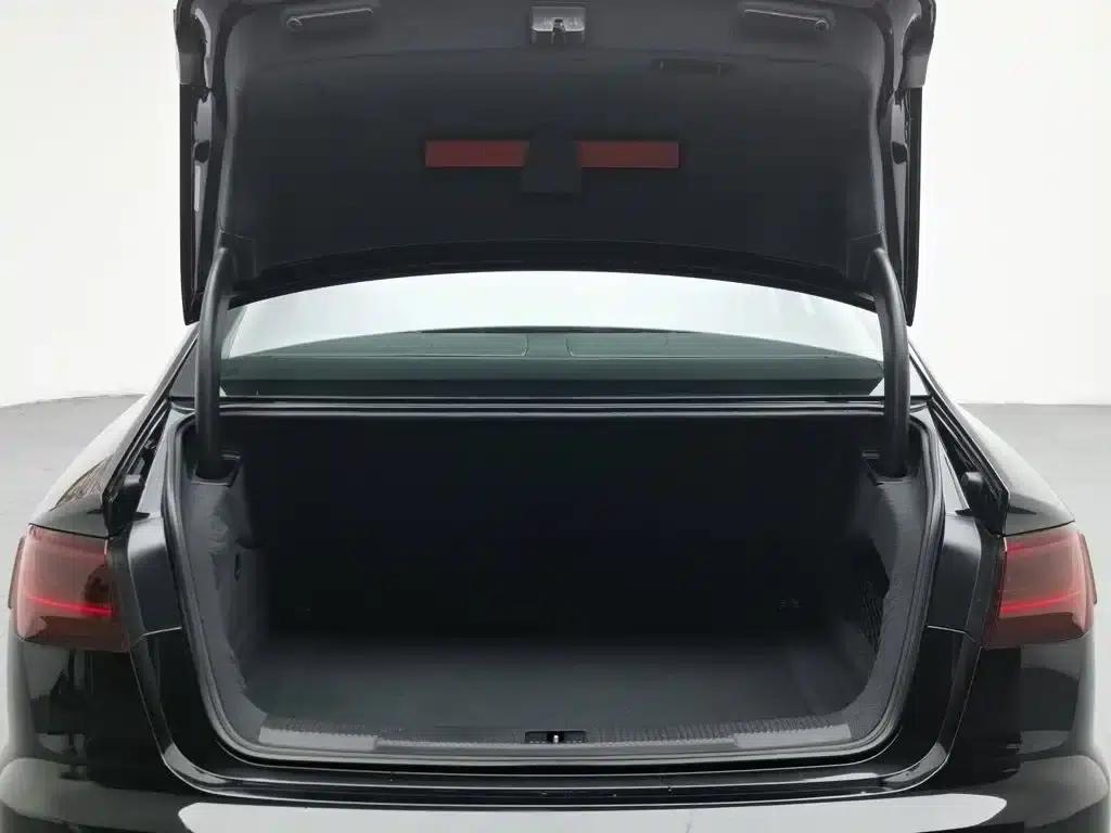Audi A6L 2018 30th Anniversary Edition TFSI Progressive — миниатюра 16