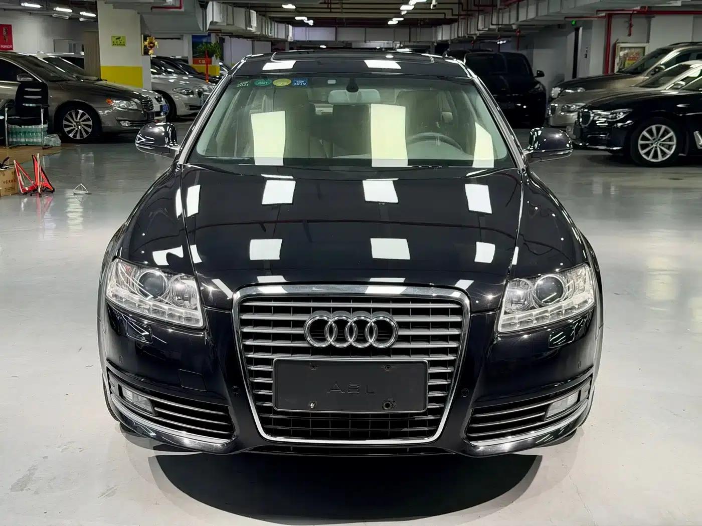 Audi A6L 2011 2.0 TFSI Automatic Standard Edition — миниатюра 2