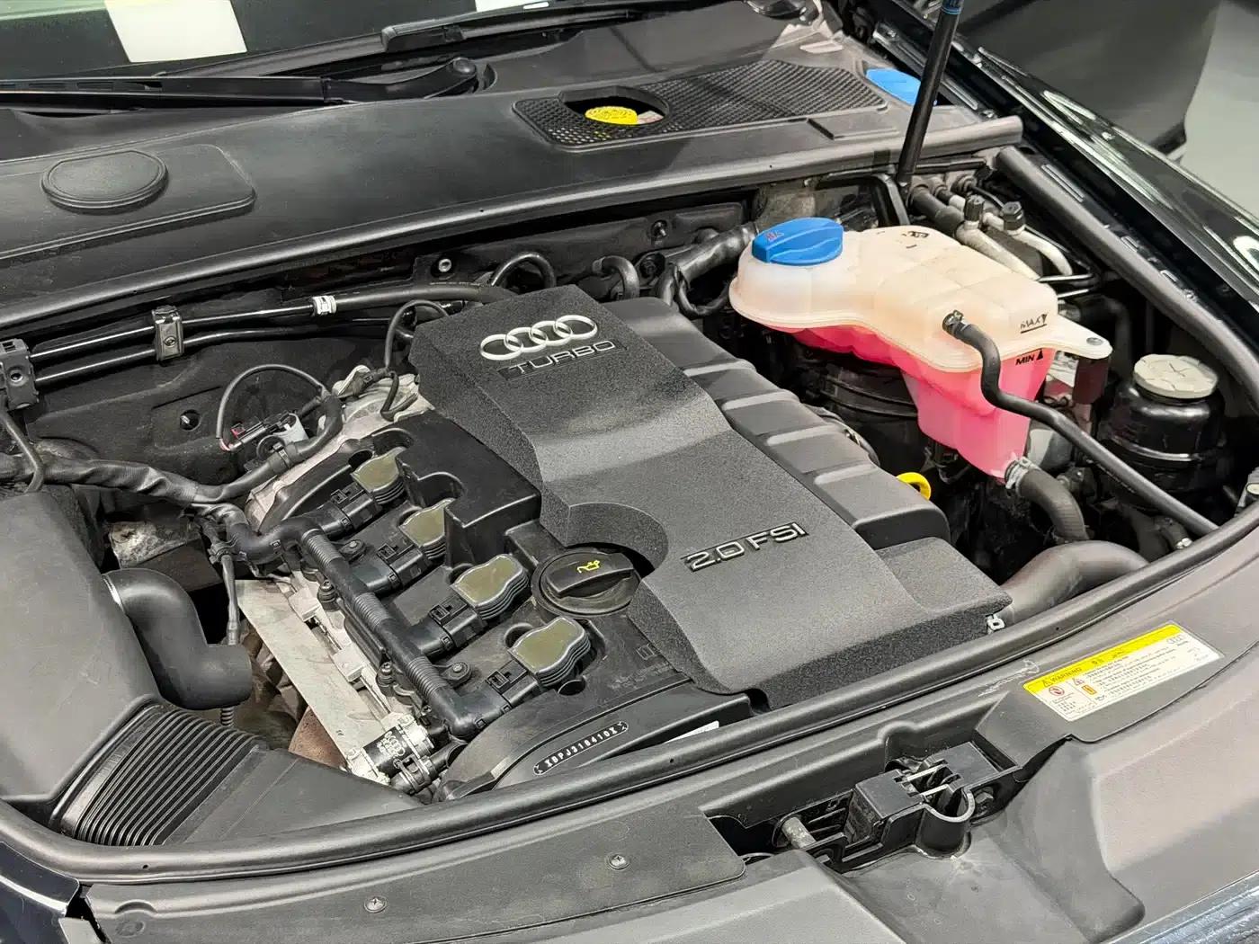 Audi A6L 2011 2.0 TFSI Automatic Standard Edition — миниатюра 18
