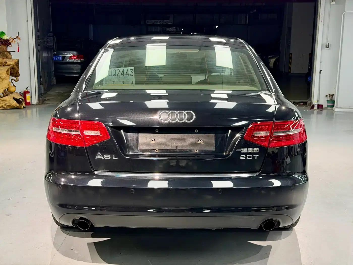 Audi A6L 2011 2.0 TFSI Automatic Standard Edition — миниатюра 6
