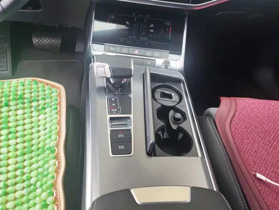 Audi A6L 2019 45 TFSI Premium Dynamic Edition — миниатюра 16