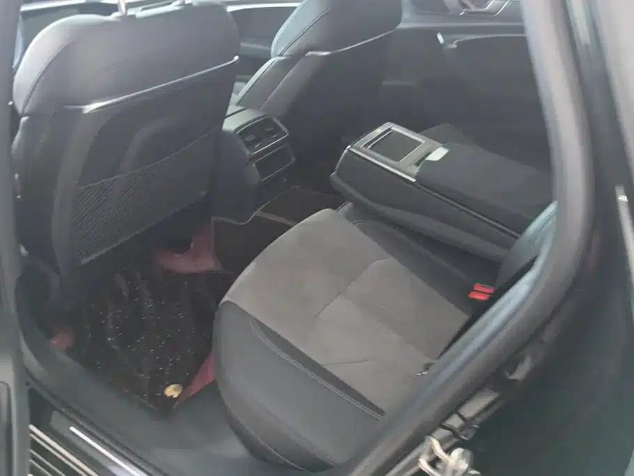 Audi A6L 2024 40 TFSI Luxury Dynamic — миниатюра 11