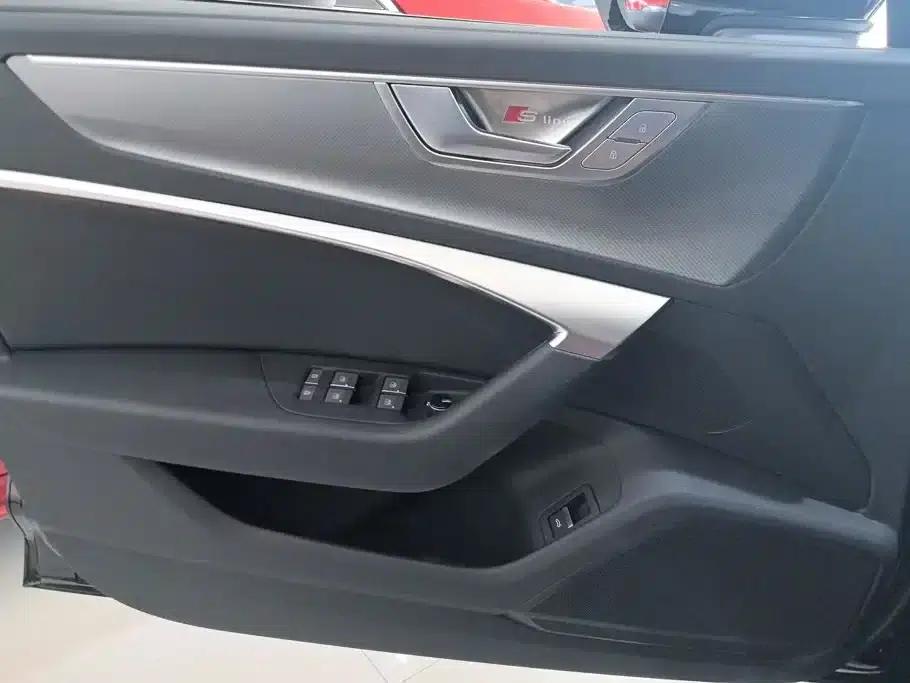 Audi A6L 2024 40 TFSI Luxury Dynamic — миниатюра 7