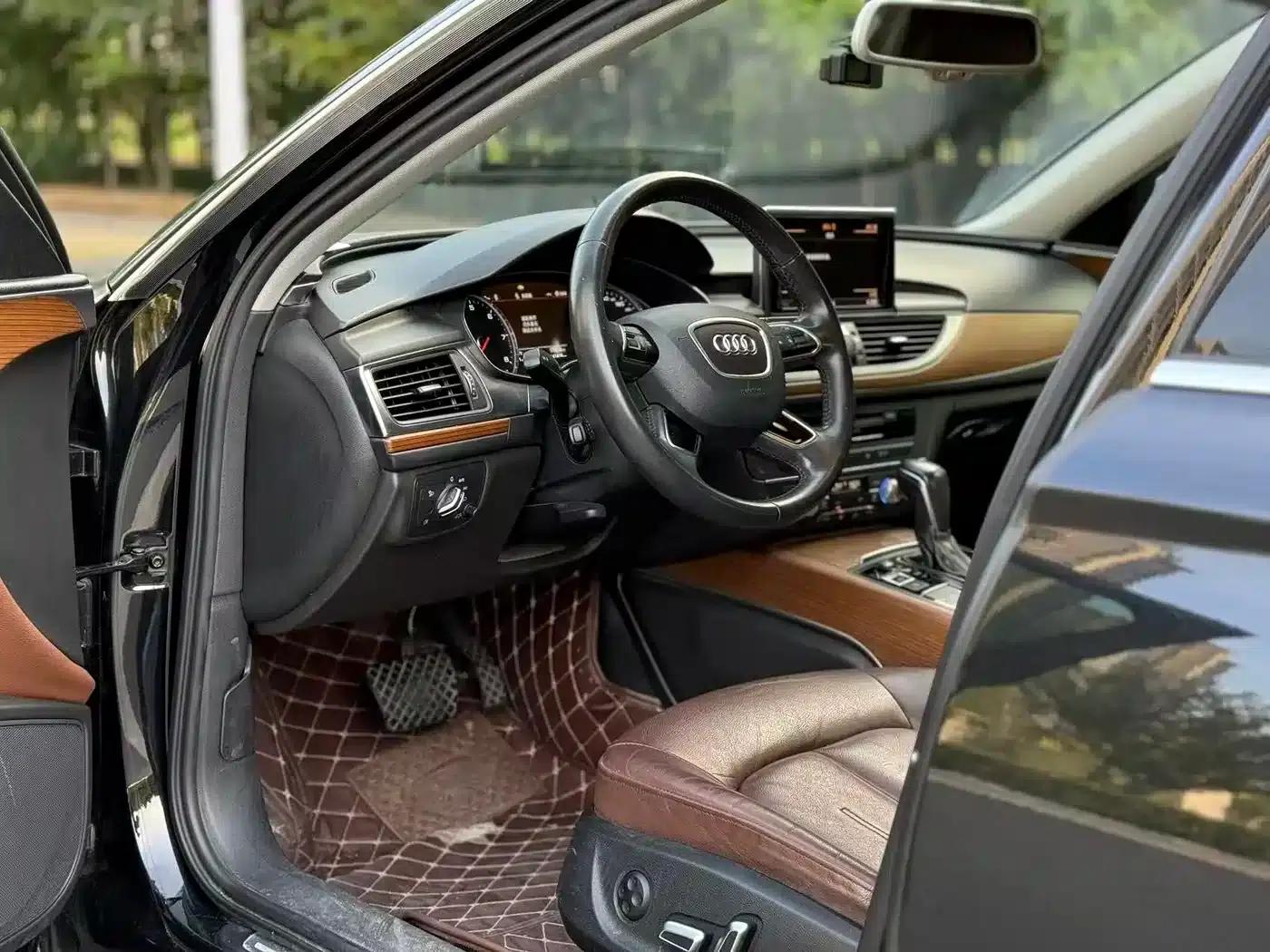 Audi A6L 2018 30th Anniversary Edition 30 FSI Fashion Model — миниатюра 4