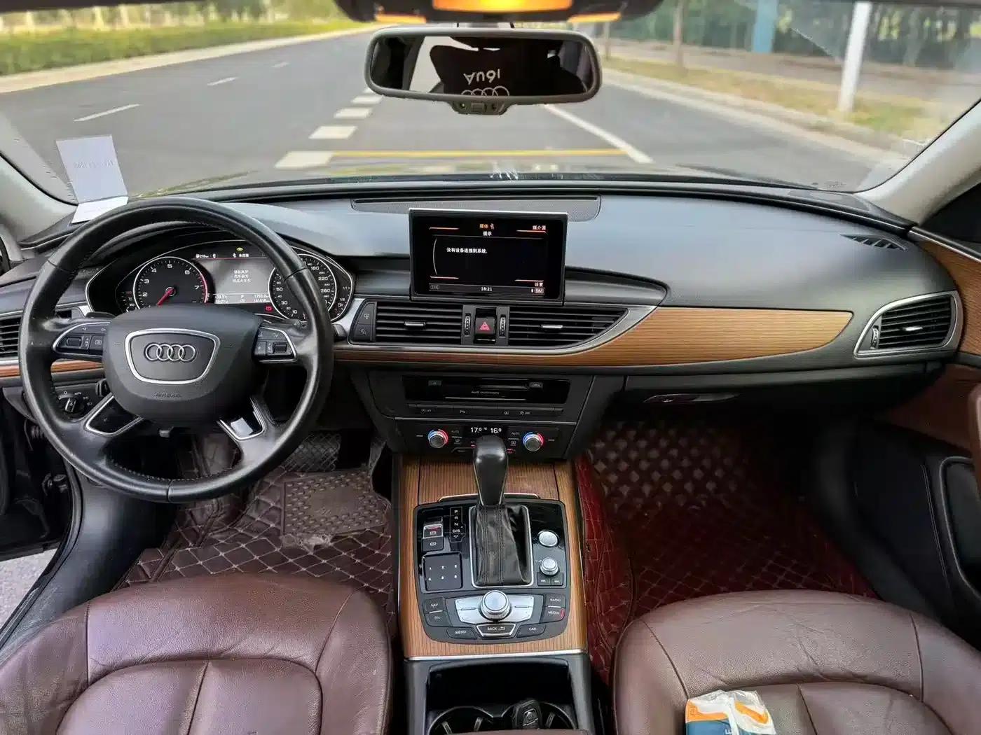 Audi A6L 2018 30th Anniversary Edition 30 FSI Fashion Model — миниатюра 6