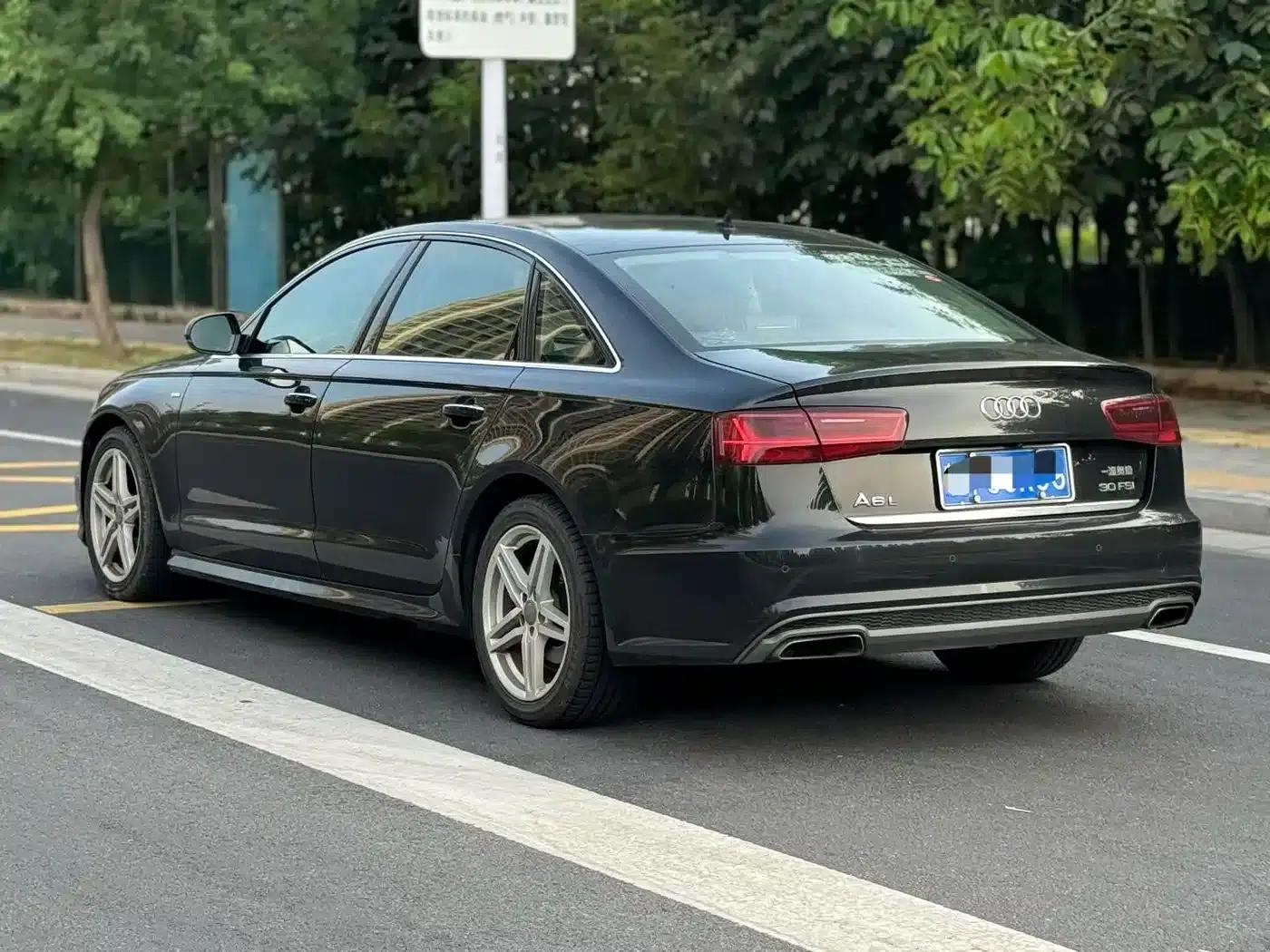 Audi A6L 2018 30th Anniversary Edition 30 FSI Fashion Model — миниатюра 8