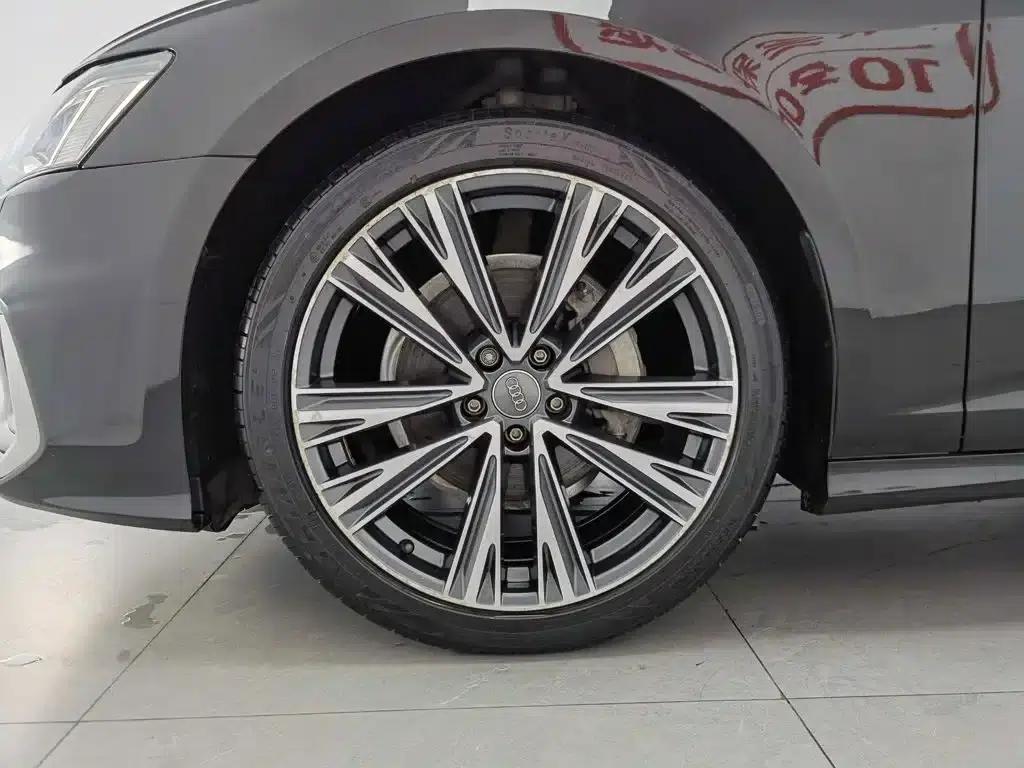 Audi A6L 2019 40 TFSI Luxury Dynamic — миниатюра 17