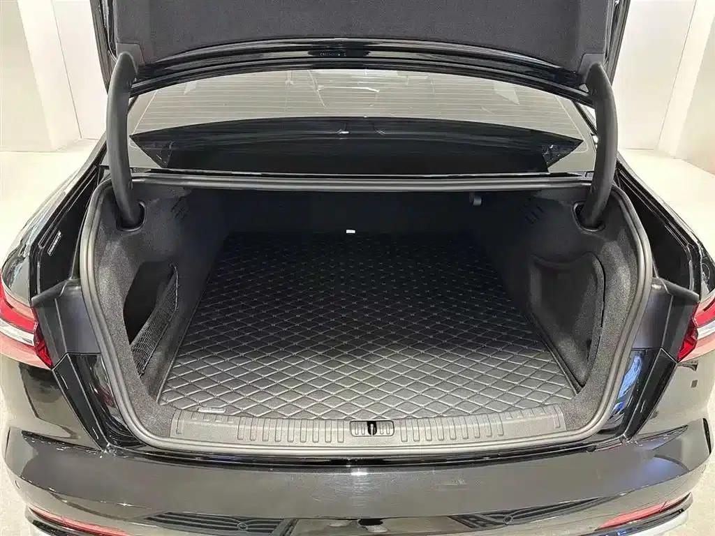 Audi A6L 2023 Facelift 45 TFSI Dynamic Edition — миниатюра 6