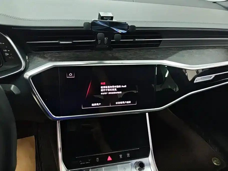 Audi A6L 2023 Facelift 45 TFSI Dynamic Edition — миниатюра 13