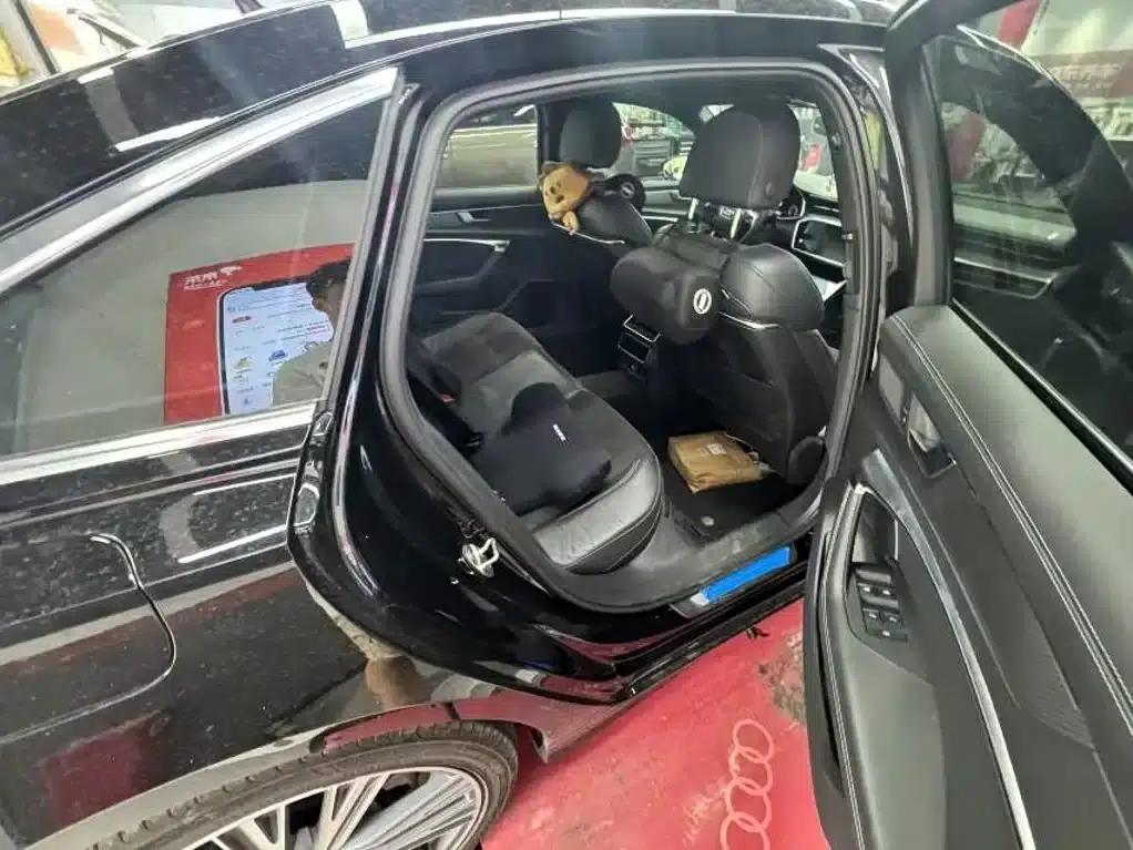 Audi A6L 2022 55 TFSI quattro Premium Dynamic Edition — миниатюра 6