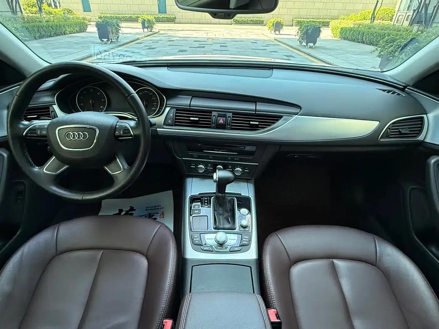 Audi A6L 2014 TFSI Standard Edition — миниатюра 9