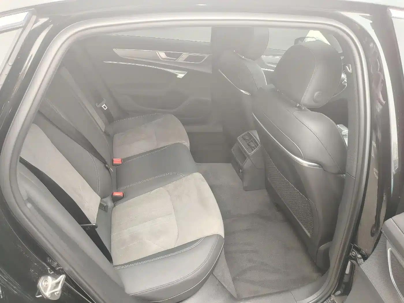 Audi A6L 2024 40 TFSI Luxury Dynamic — миниатюра 15