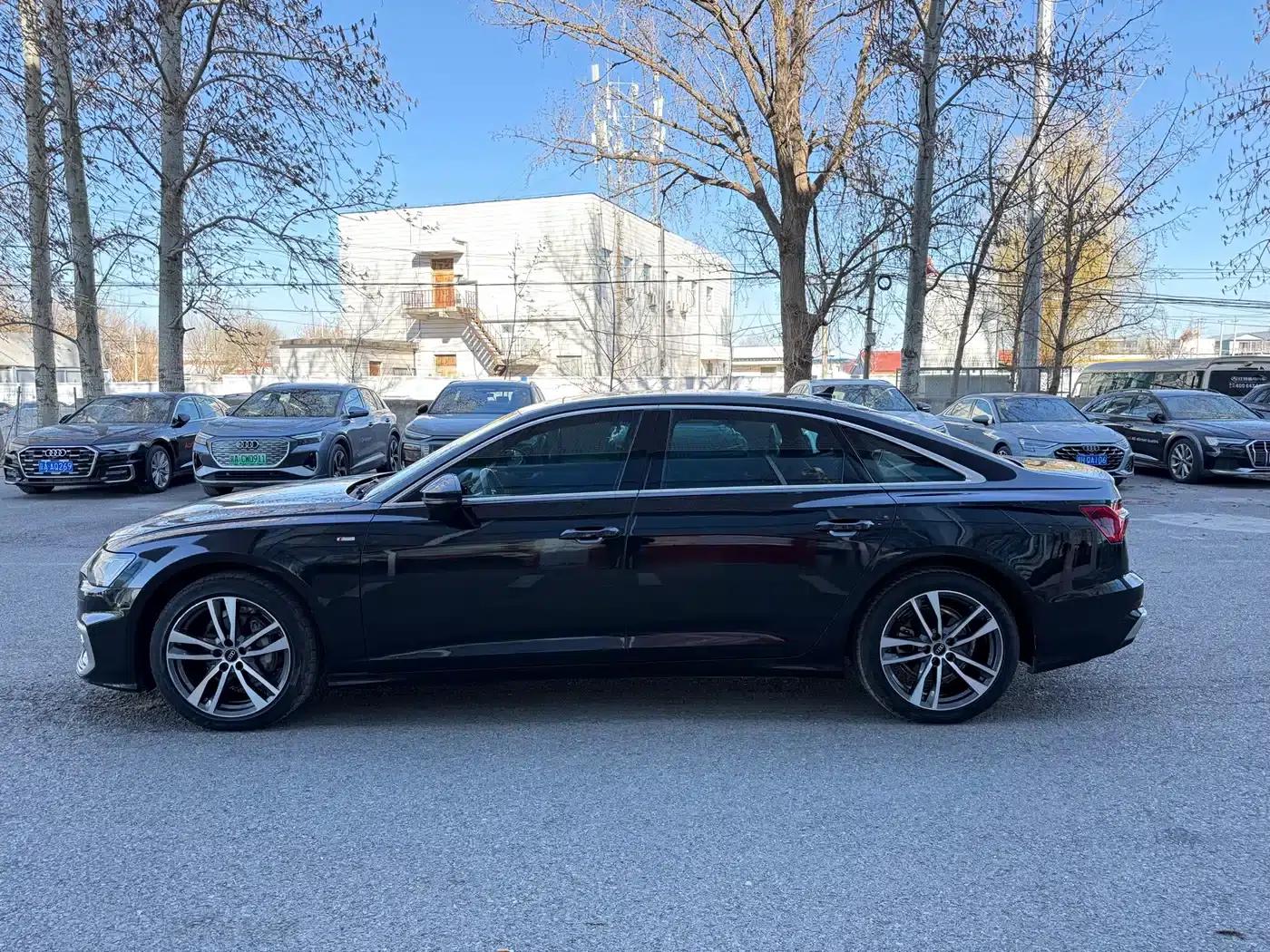 Audi A6L 2024 40 TFSI Luxury Dynamic — миниатюра 3