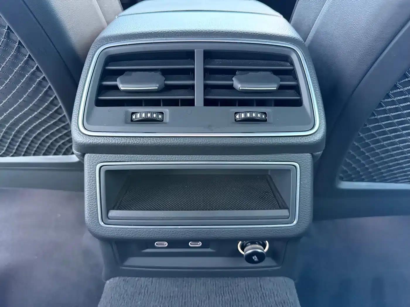 Audi A6L 2024 40 TFSI Luxury Dynamic — миниатюра 9