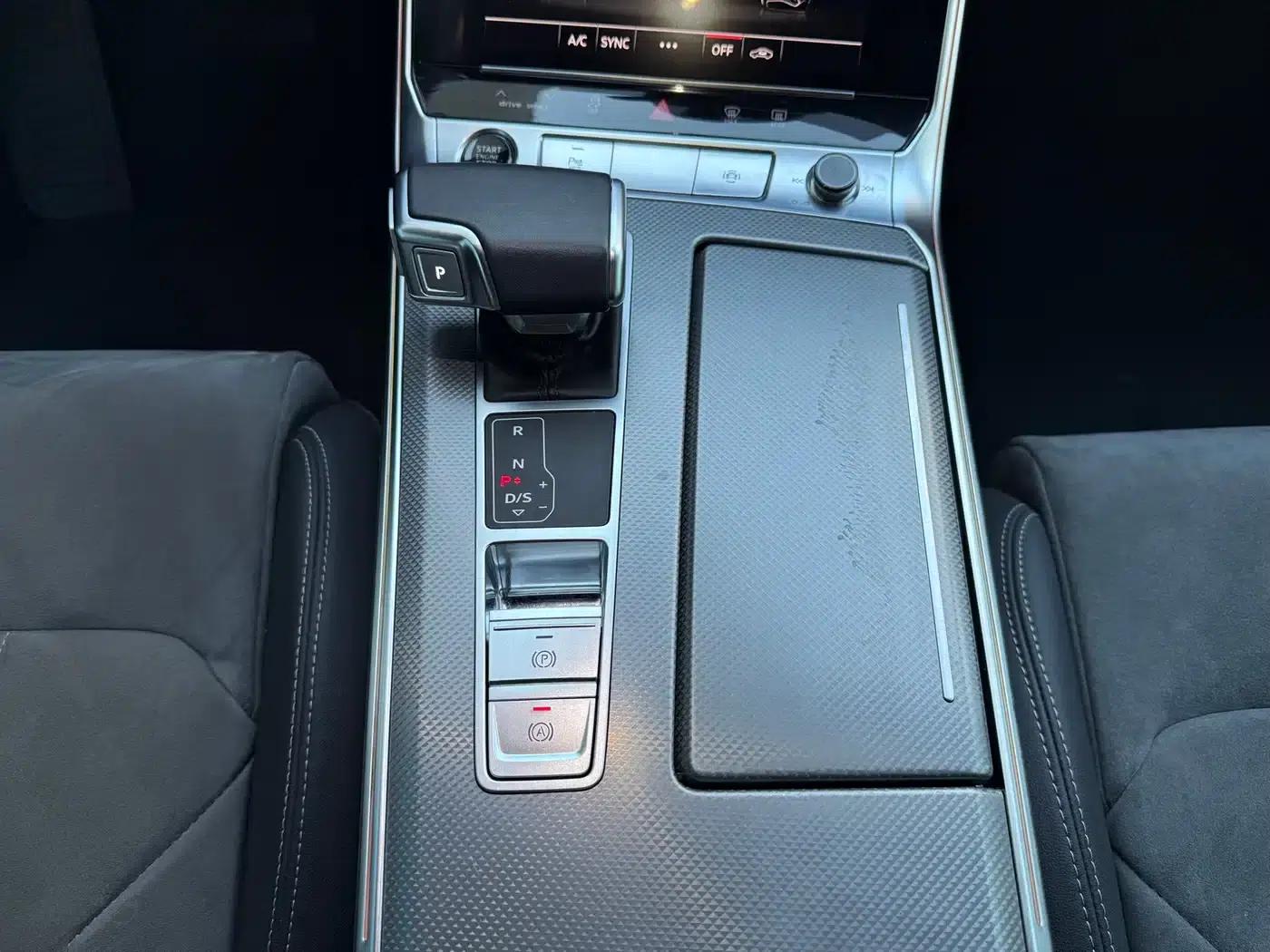 Audi A6L 2024 40 TFSI Luxury Dynamic — миниатюра 10