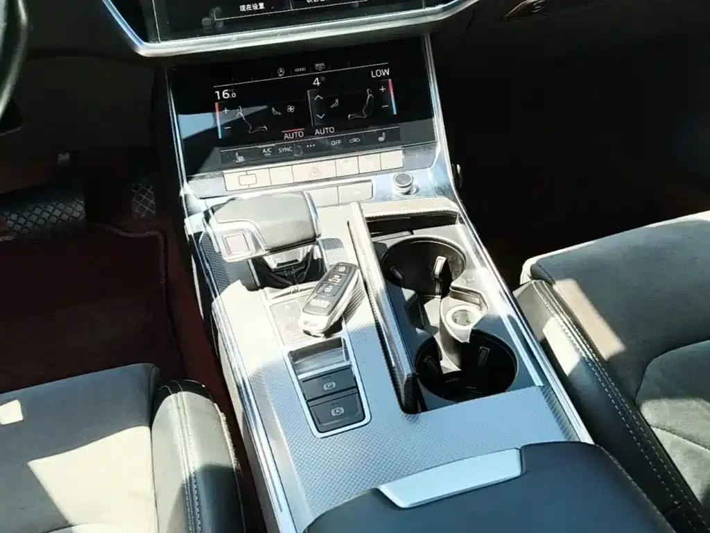 Audi A6L 2022 45 TFSI quattro Premium Dynamic Edition — миниатюра 14