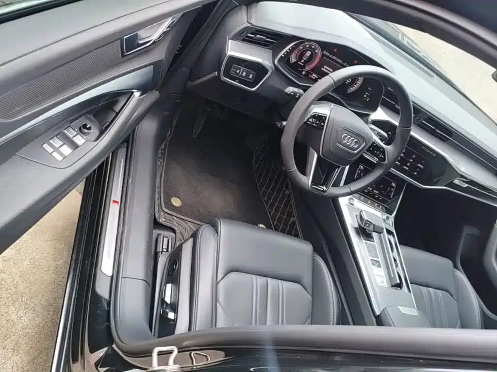 Audi A6L 2025 Facelift 40 TFSI Luxury Dynamic — миниатюра 16