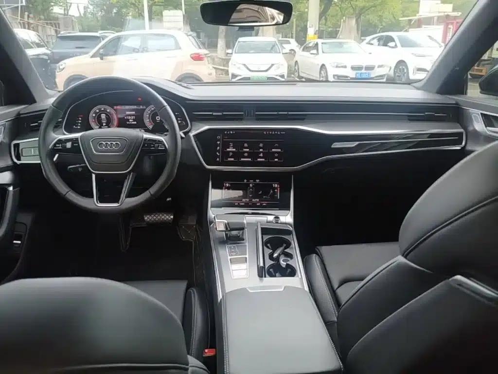 Audi A6L 2025 Facelift 40 TFSI Luxury Dynamic — миниатюра 10