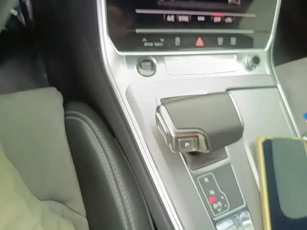 Audi A6L 2024 45 TFSI Premium Dynamic Edition — миниатюра 21