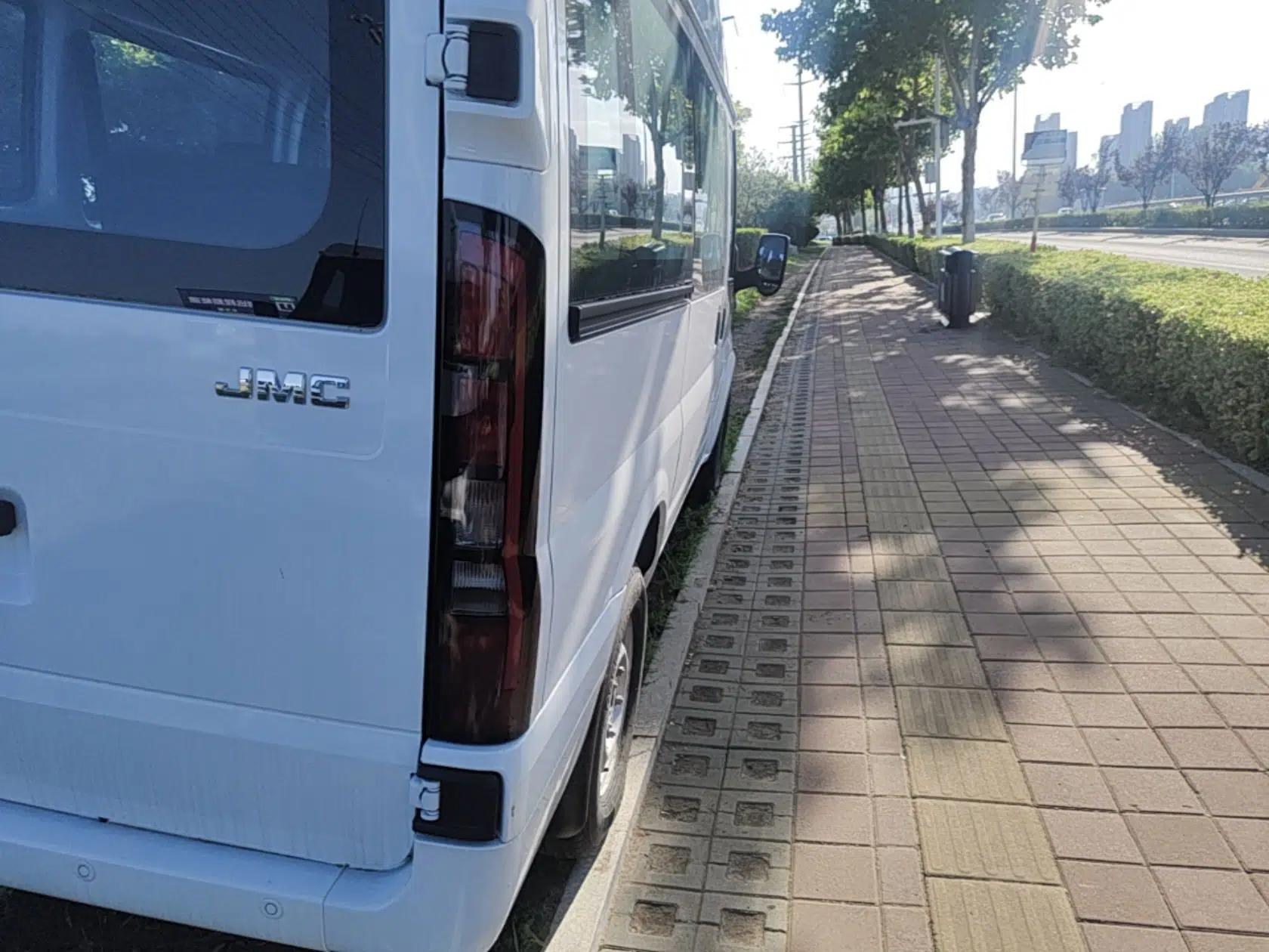 JMC Fushun 2022 2.0T Manual Multi-Function Passenger Vehicle Short Wheelbase Mid-Height Roof 6-Seater — миниатюра 9