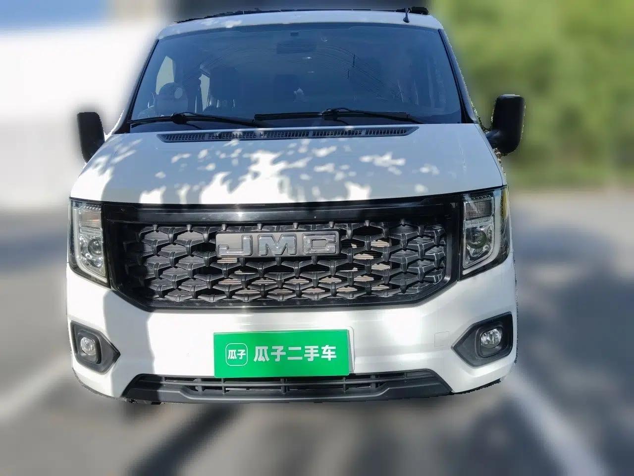JMC Fushun 2023 2.0T Manual Short-Wheelbase Garage Version Commercial Van Transporter with 2/3 Seats — миниатюра 2
