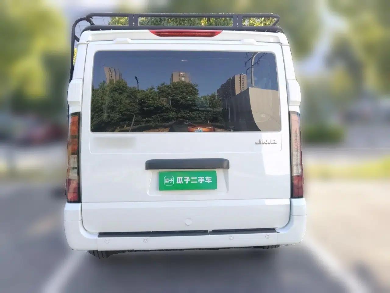 JMC Fushun 2023 2.0T Manual Short-Wheelbase Garage Version Commercial Van Transporter with 2/3 Seats — миниатюра 5