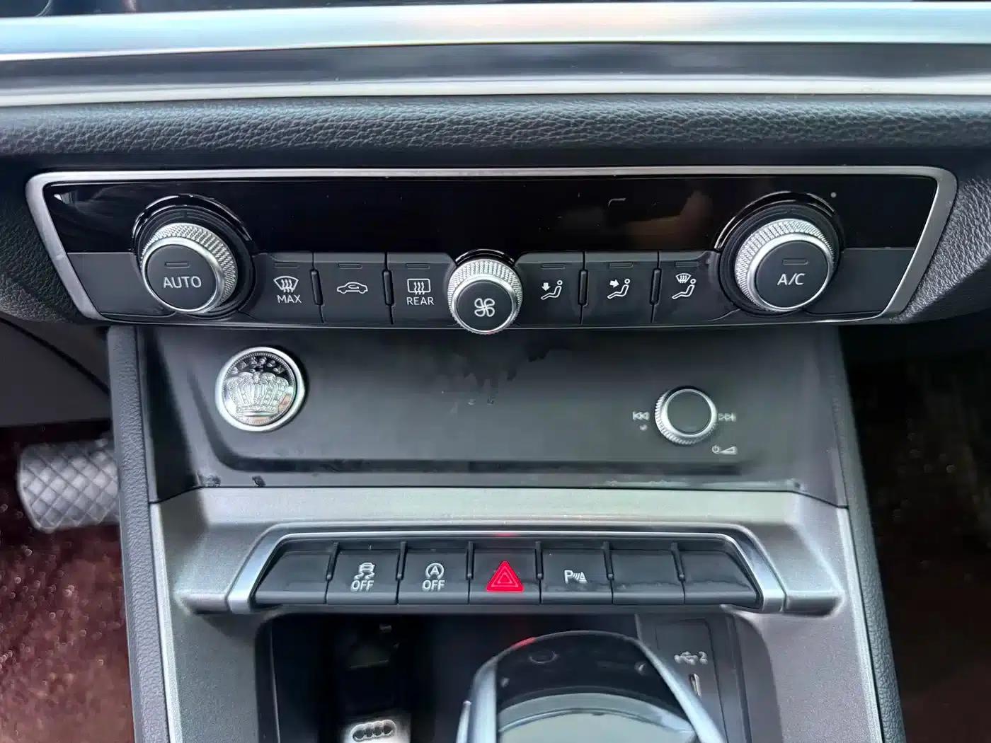 Audi Q3 2022 35 TFSI Progressive Dynamic — миниатюра 12