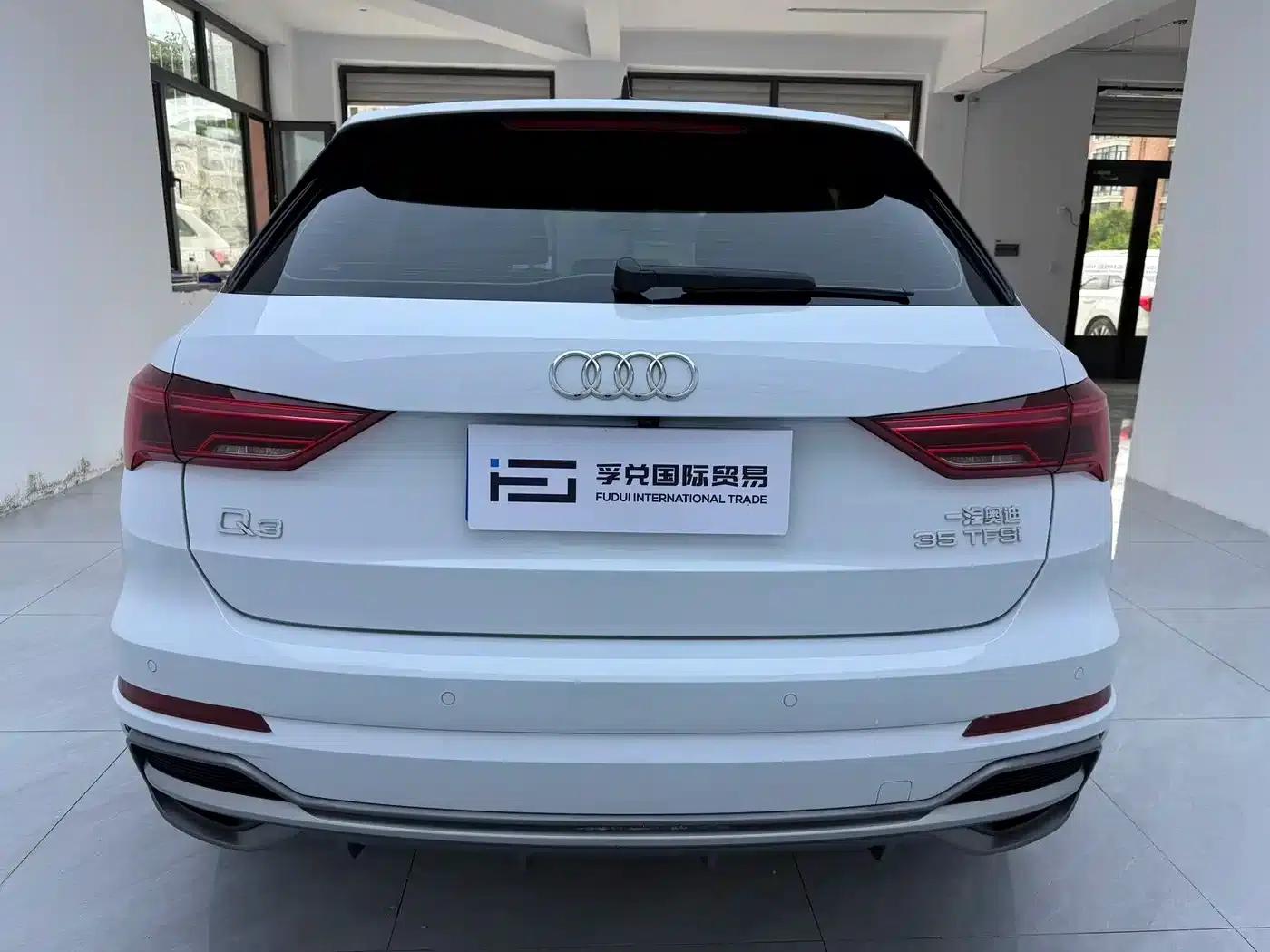 Audi Q3 2022 35 TFSI Progressive Dynamic — миниатюра 5