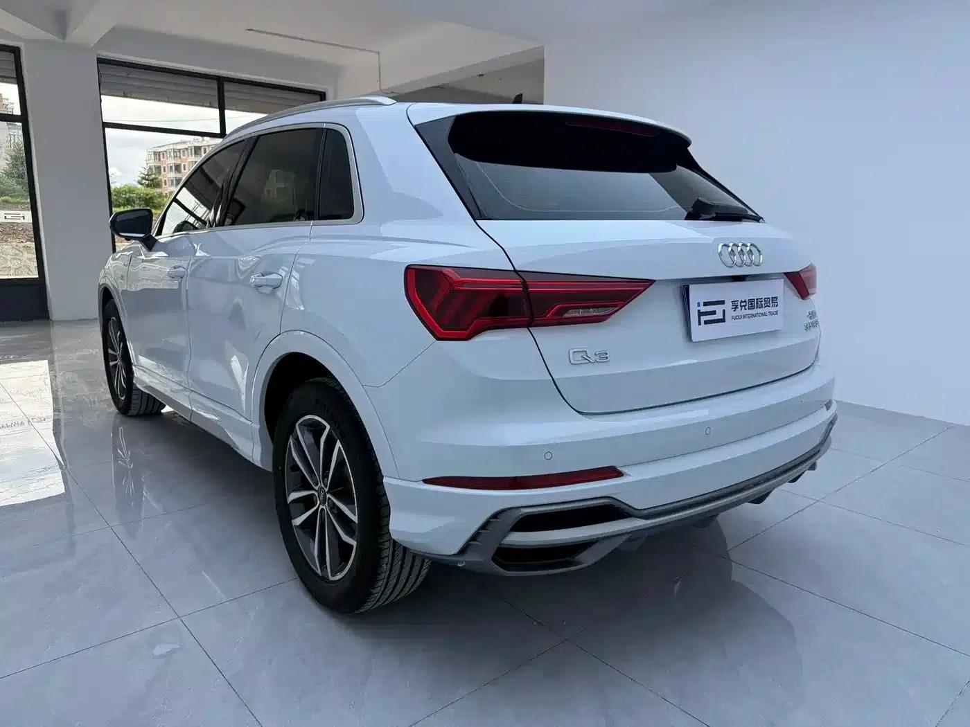 Audi Q3 2022 35 TFSI Progressive Dynamic — миниатюра 6