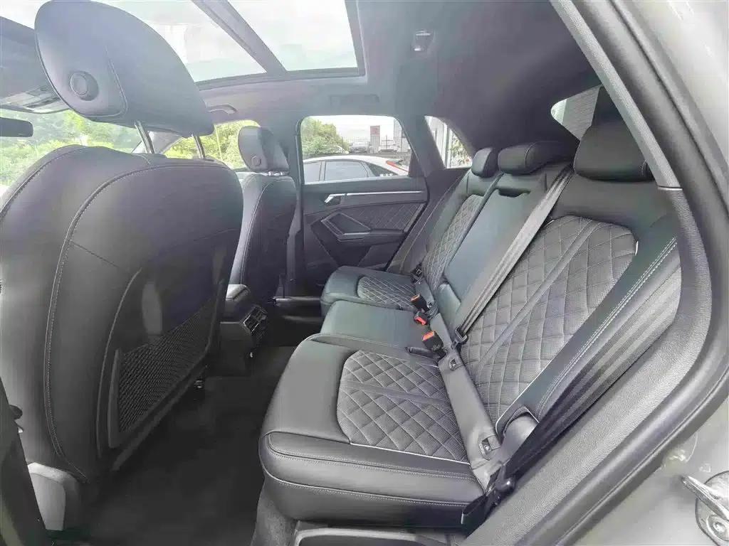 Audi Q3 2024 35 TFSI Fashion Dynamic Edition — миниатюра 6