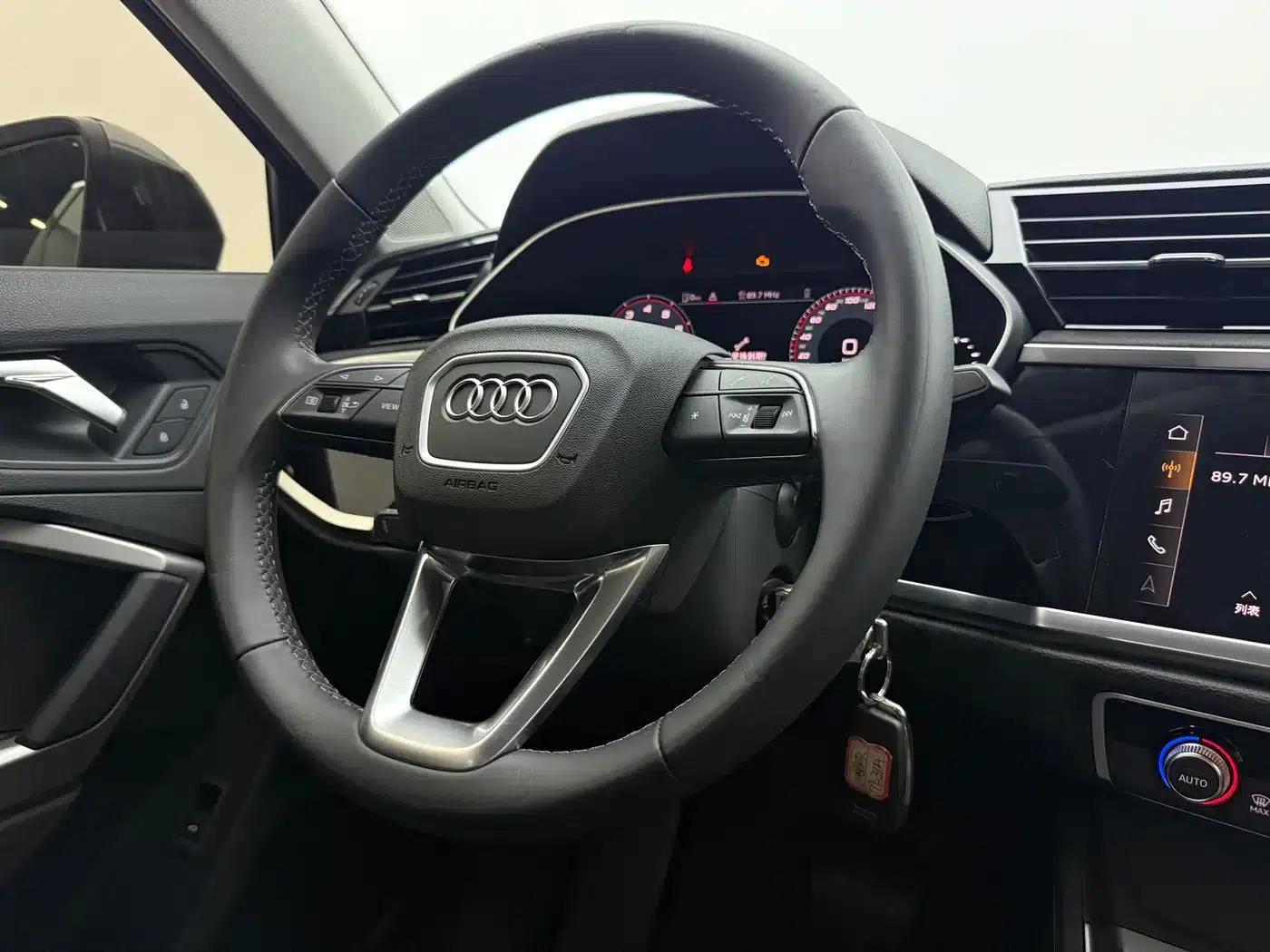 Audi Q3 2022 35 TFSI Progressive Dynamic — миниатюра 13