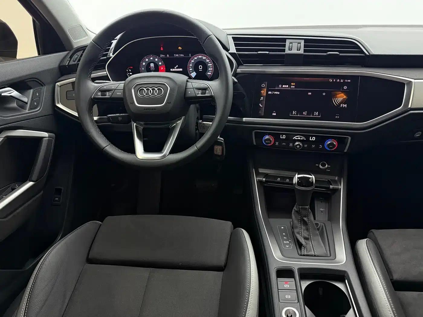 Audi Q3 2022 35 TFSI Progressive Dynamic — миниатюра 10