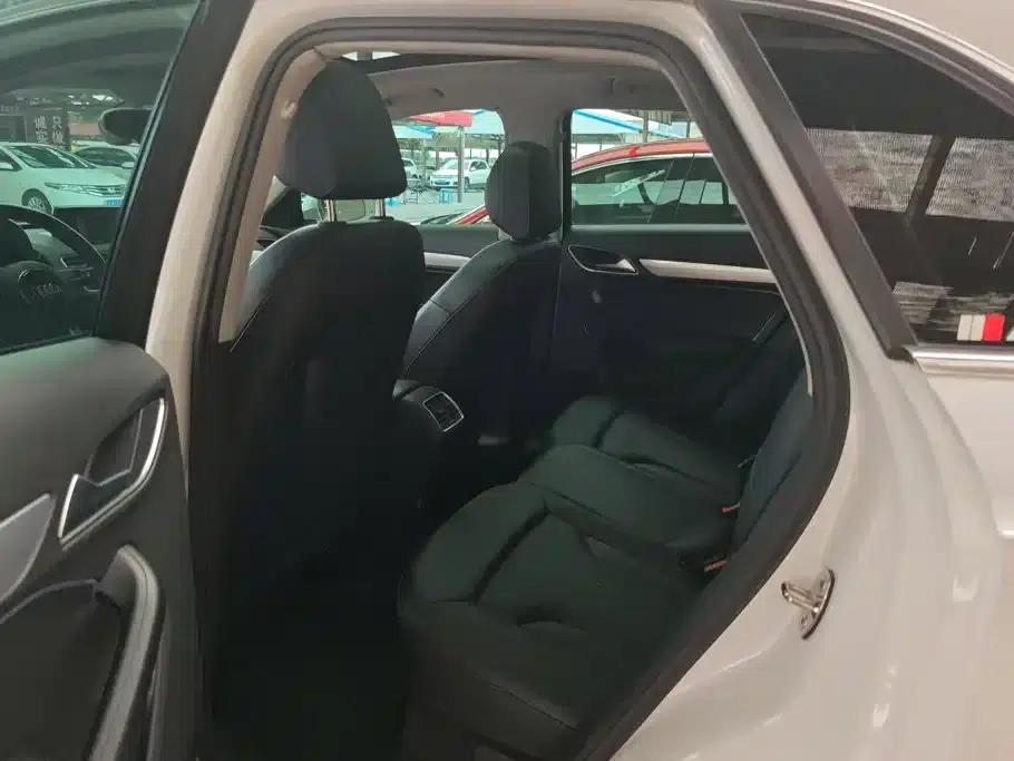 Audi Q3 2015 35 TFSI Comfort — миниатюра 11