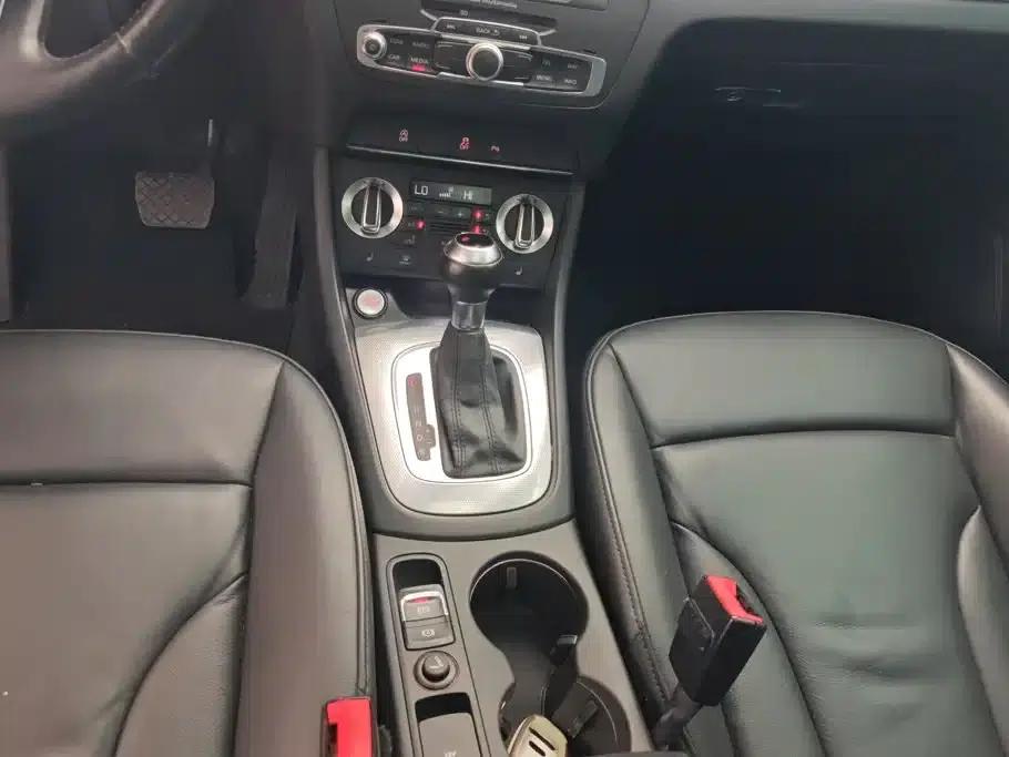 Audi Q3 2015 35 TFSI Comfort — миниатюра 16