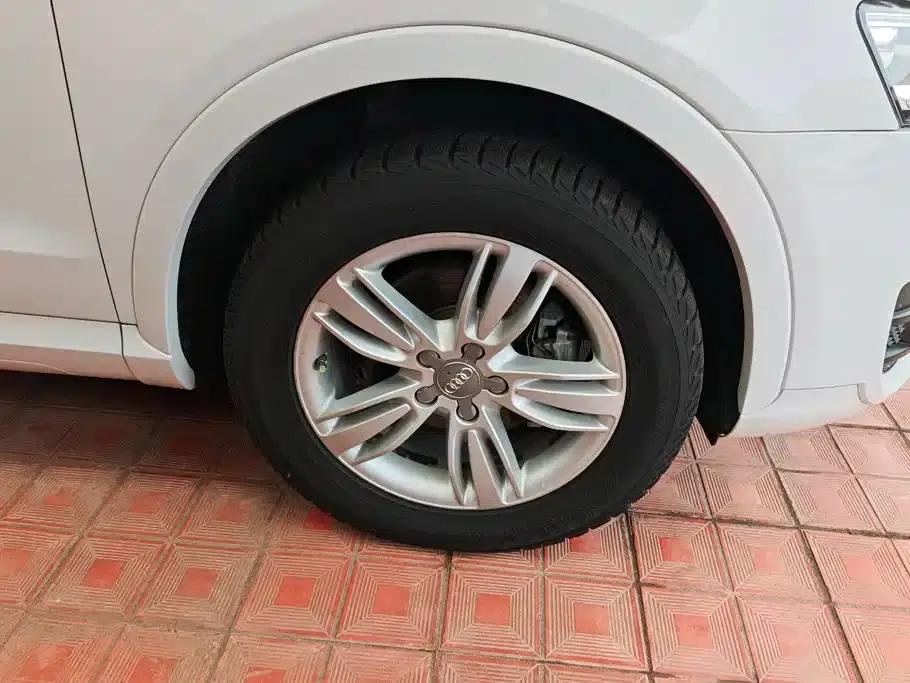 Audi Q3 2015 35 TFSI Comfort — миниатюра 6