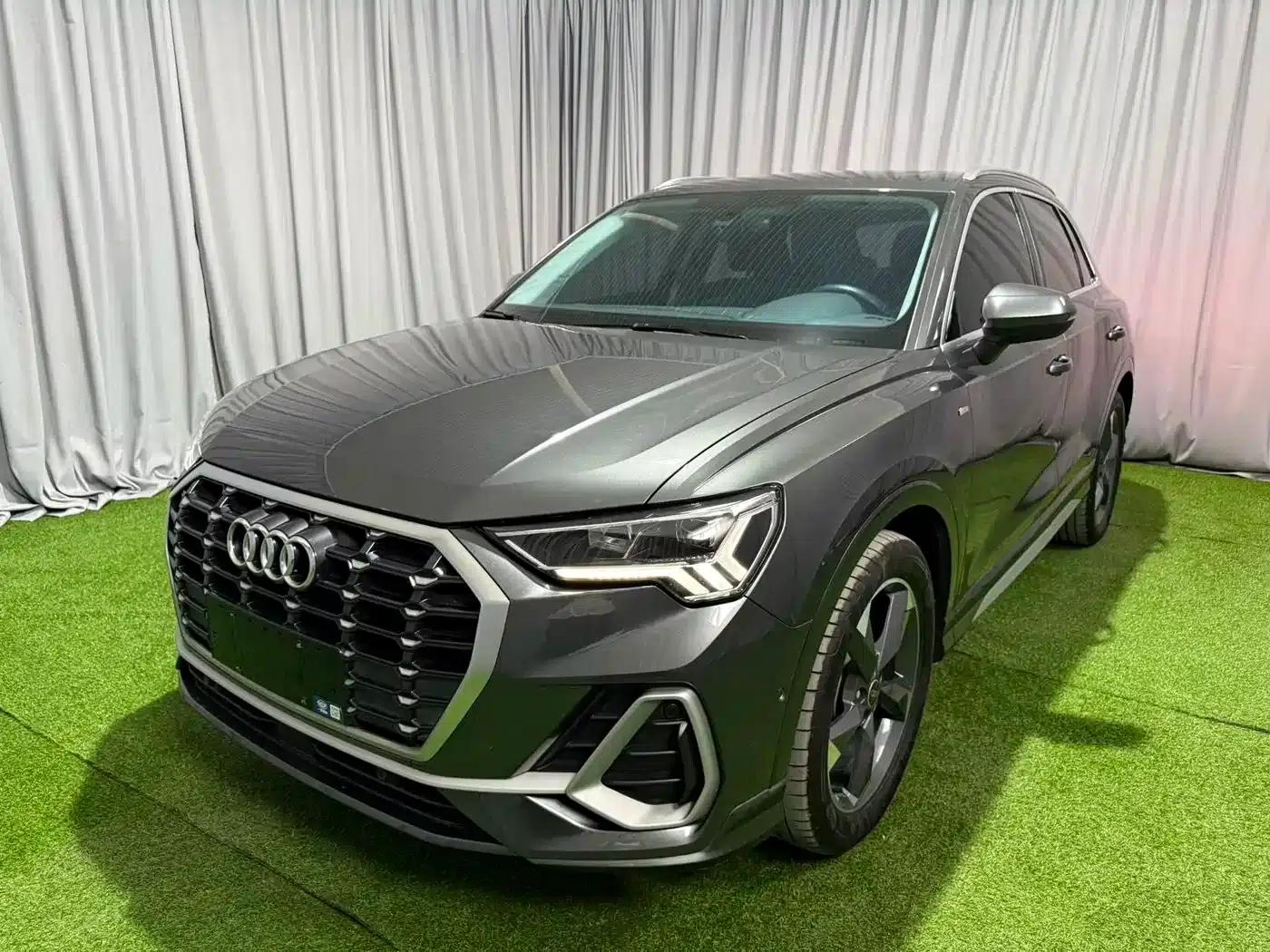 Audi Q3 2022 35 TFSI Fashion Dynamic Edition — миниатюра 1