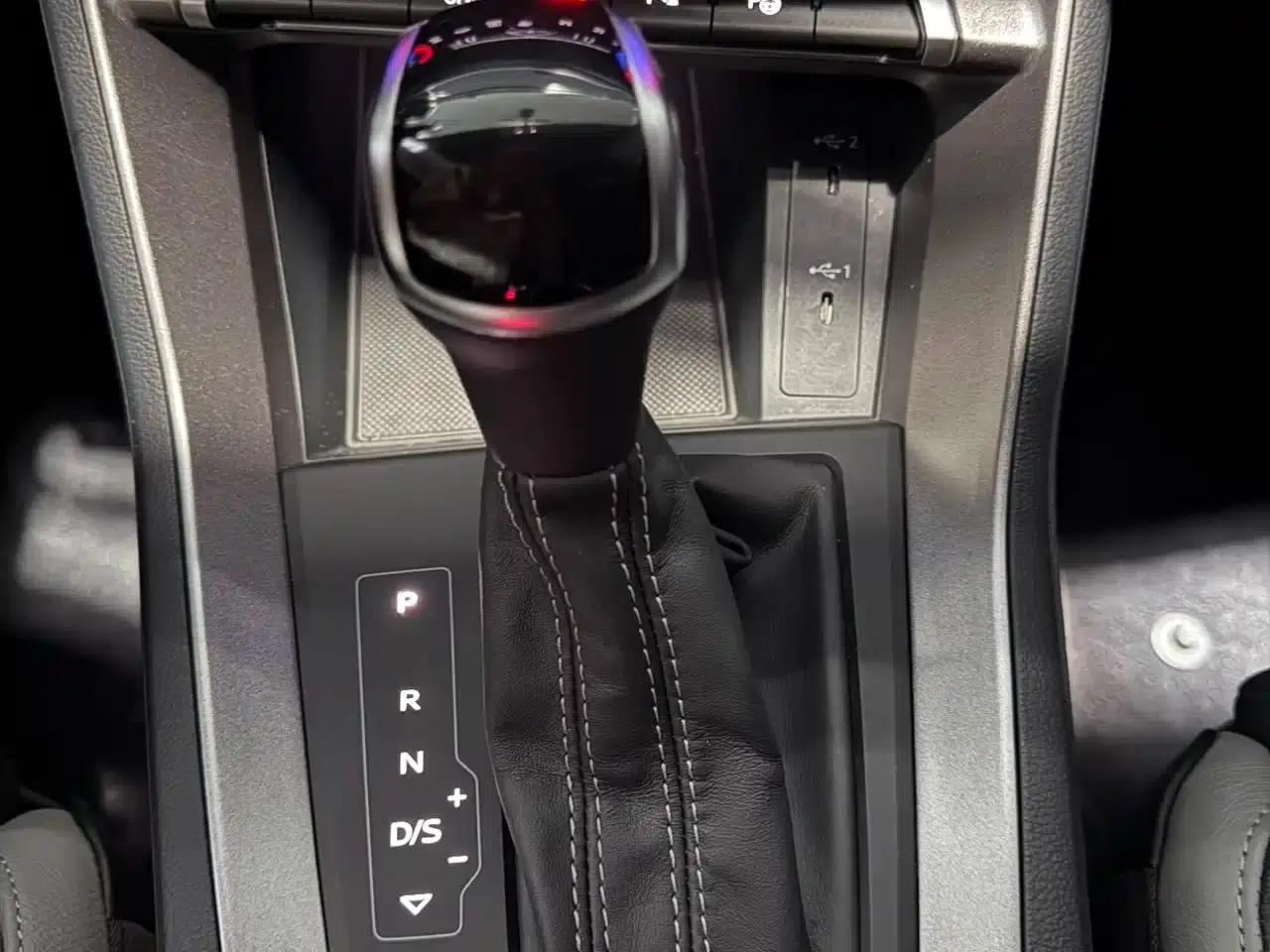 Audi Q3 2022 35 TFSI Fashion Dynamic Edition — миниатюра 12