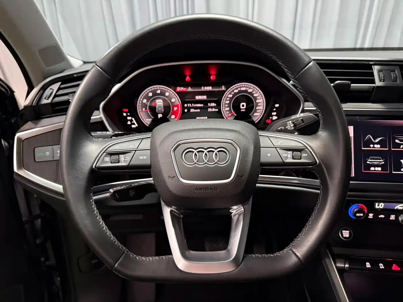 Audi Q3 2022 35 TFSI Fashion Dynamic Edition — миниатюра 16