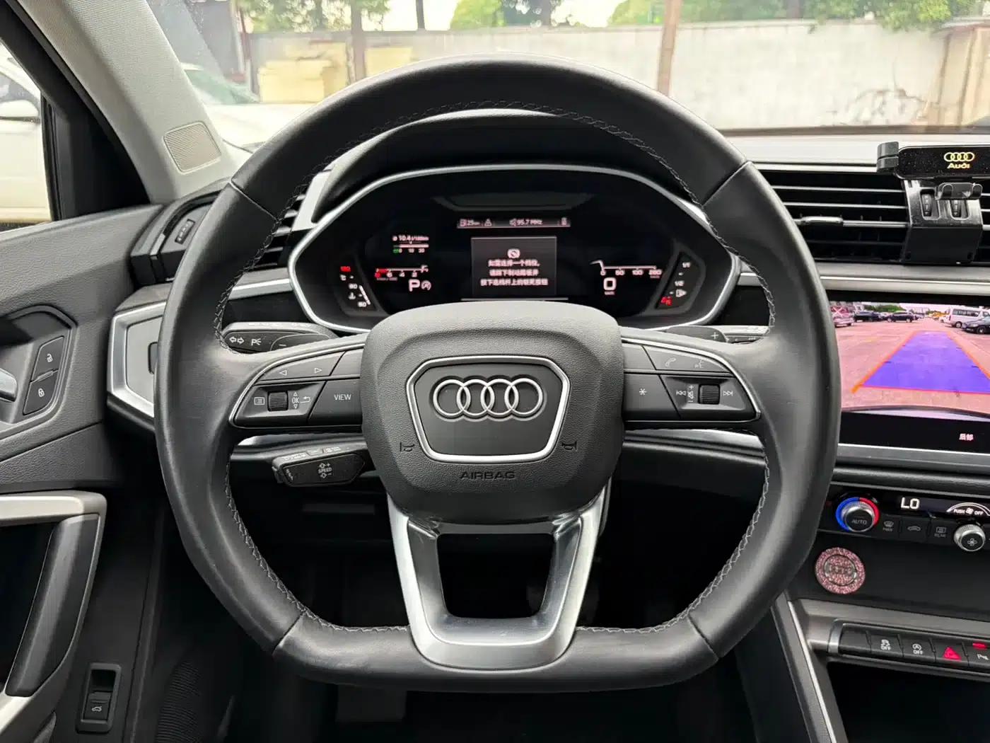 Audi Q3 2022 35 TFSI Fashion Dynamic Edition — миниатюра 14