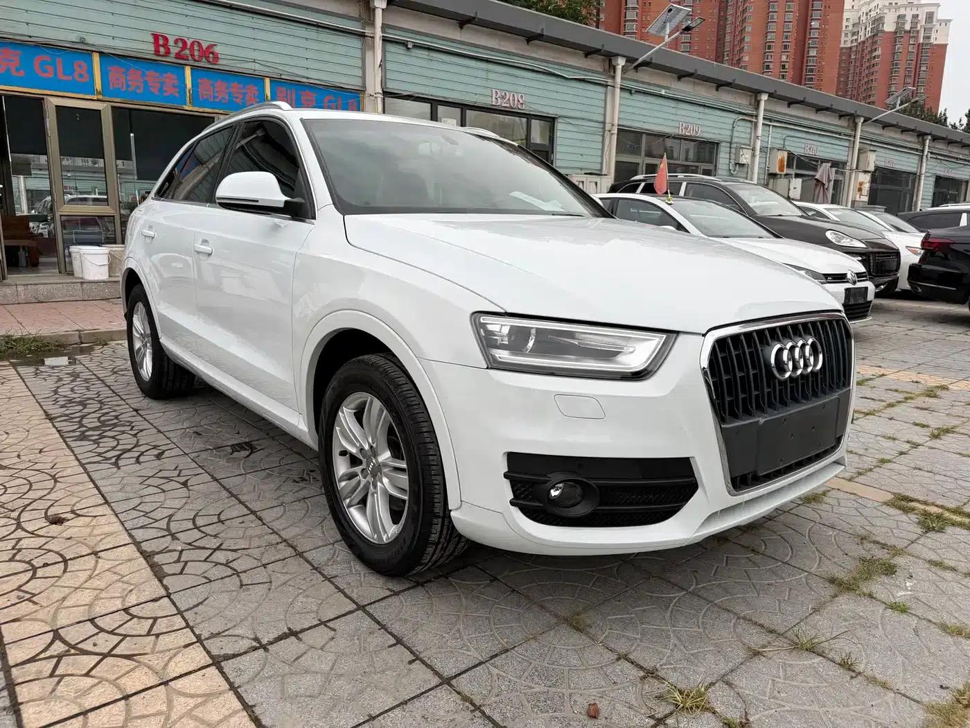 Audi Q3 2015 35 TFSI Comfort — миниатюра 1