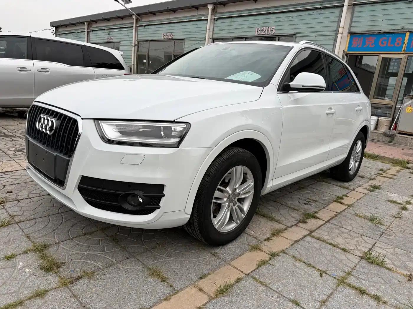 Audi Q3 2015 35 TFSI Comfort — миниатюра 2