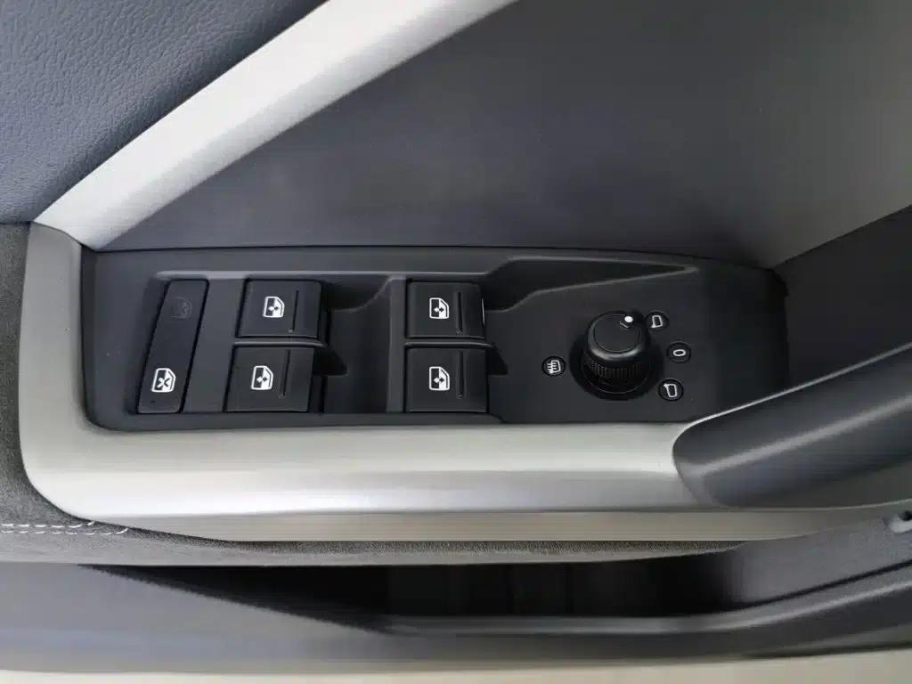 Audi Q3 2020 35 TFSI Progressive Dynamic — миниатюра 9